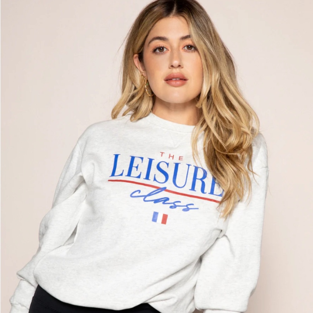 Leisure Sweatshirt Size Small: Runaway the Label